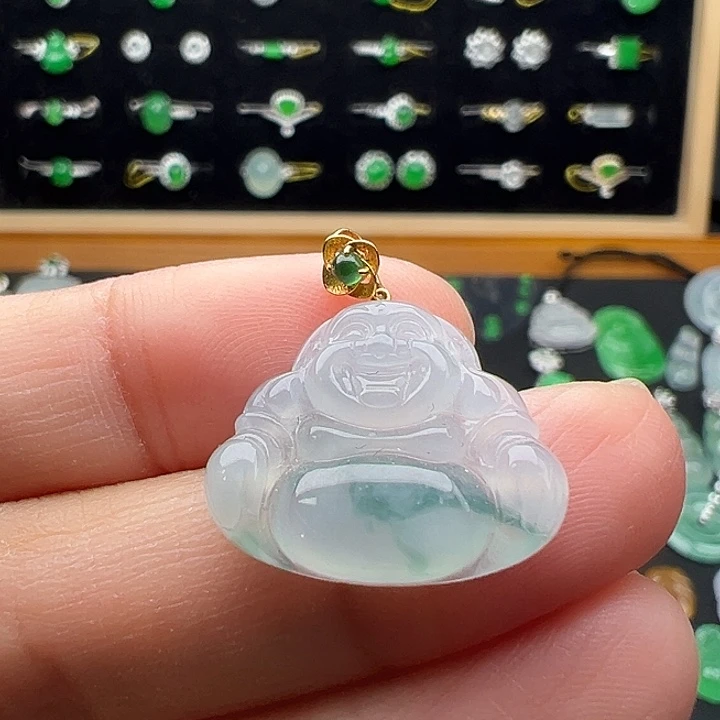 翡翠18K金镶嵌颈饰佛