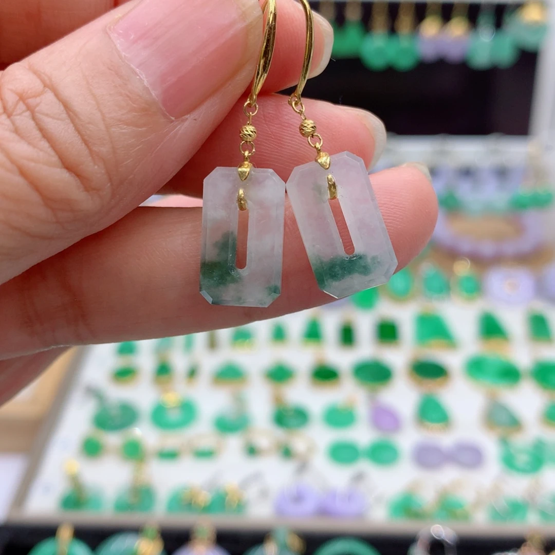 翡翠18K金镶嵌耳饰