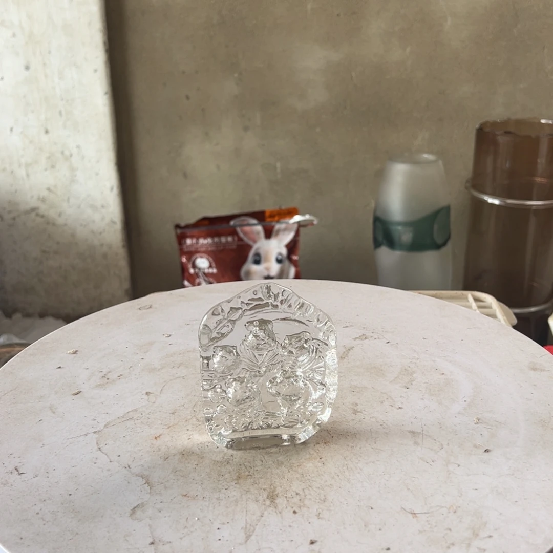 弘扬琉璃花器微瑕
