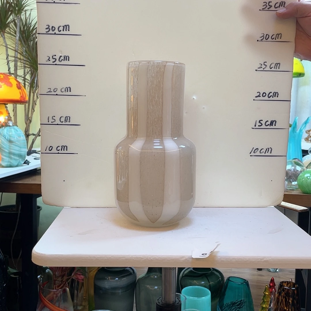 楼*的手工艺术花瓶摆件