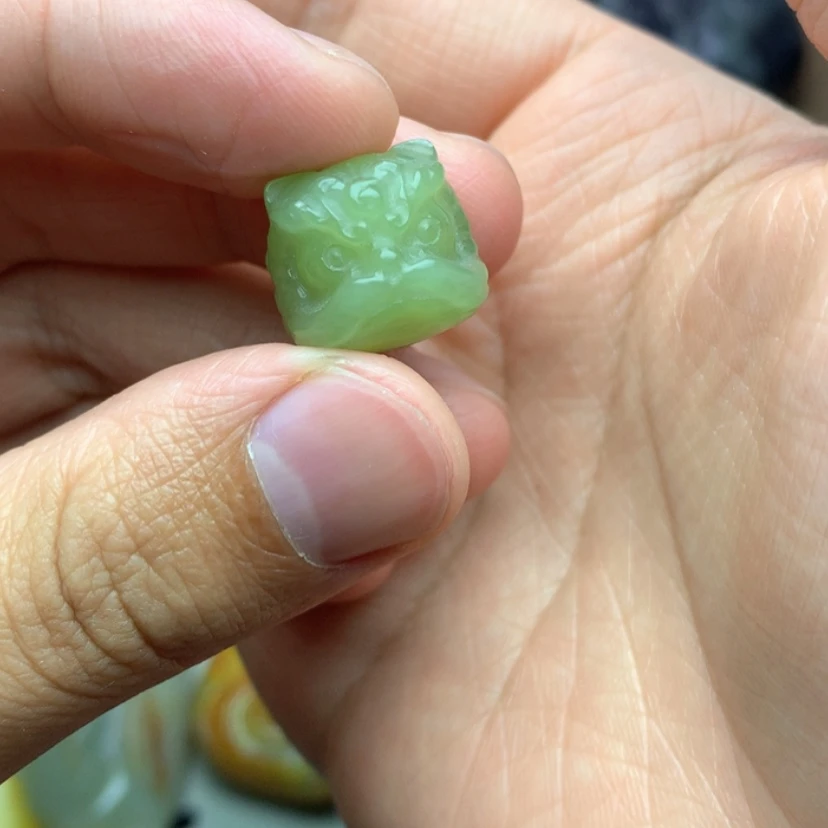 【闪购商品】颈饰未镶嵌和田玉