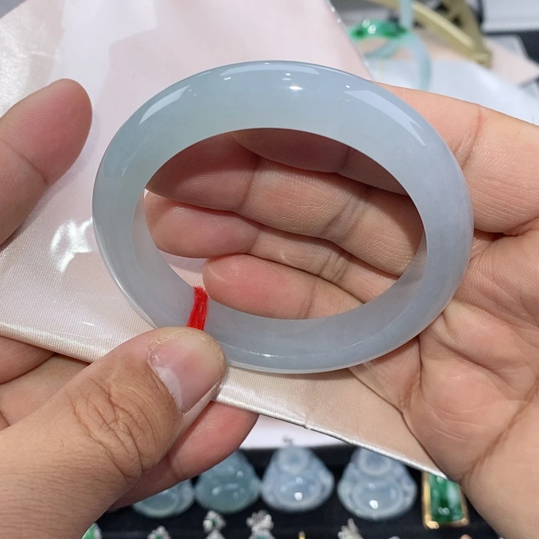 【闪购商品】未镶嵌手镯翡翠