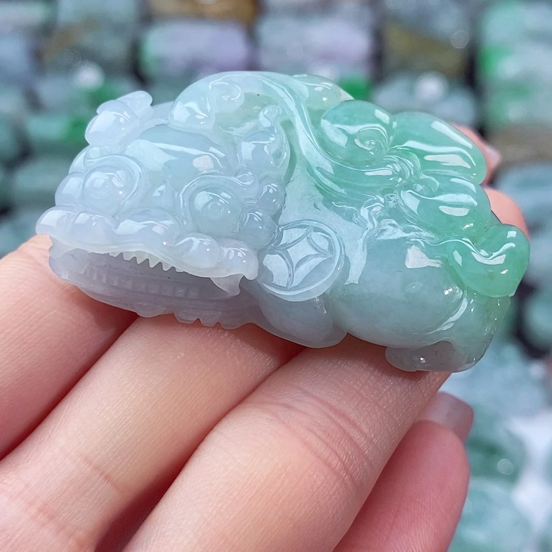颈饰未镶嵌翡翠天然