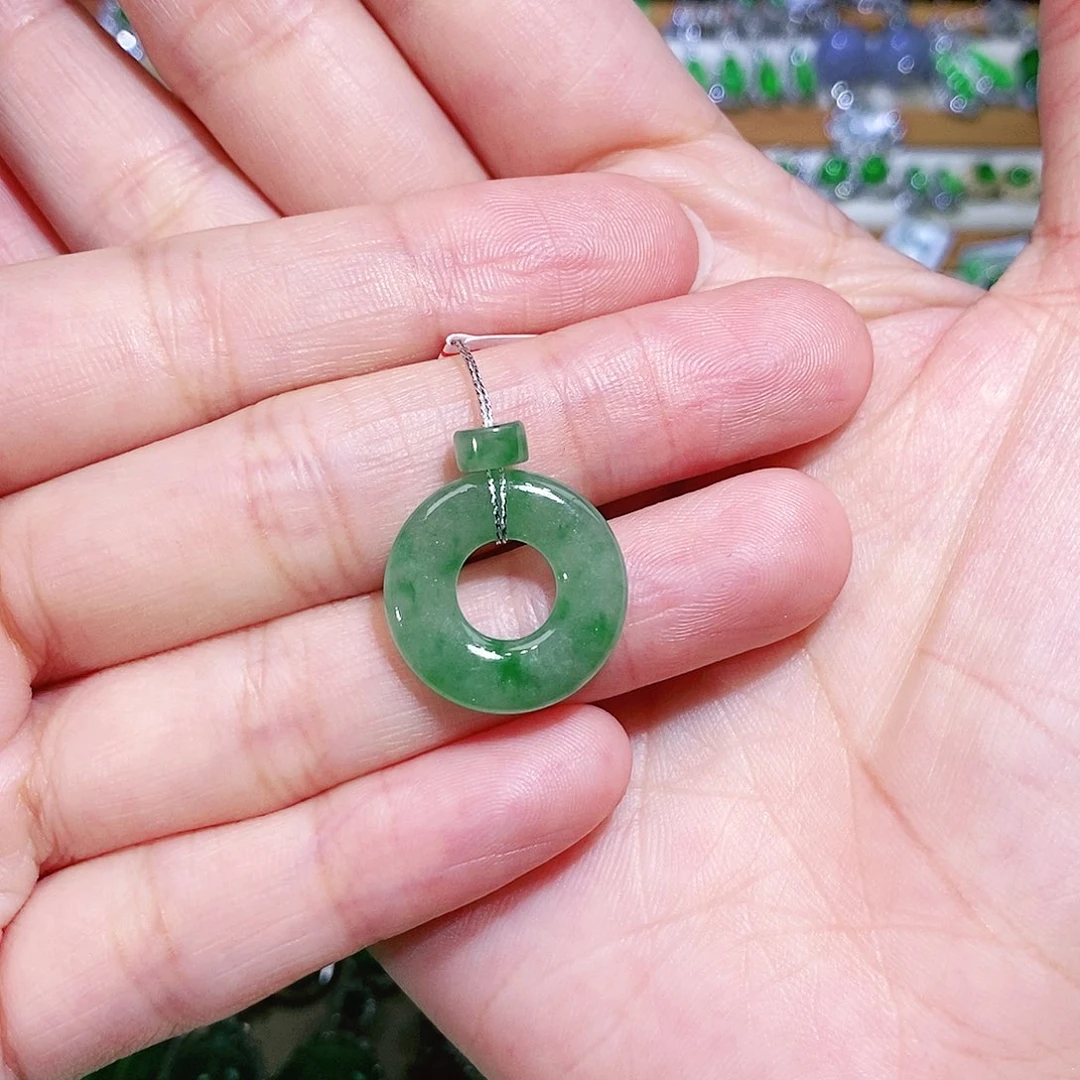 【闪购商品】翡翠挂件未镶嵌裸石