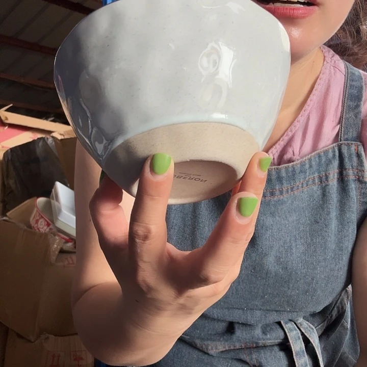 外贸尾单高温陶瓷微瑕粗陶青釉面碗两个