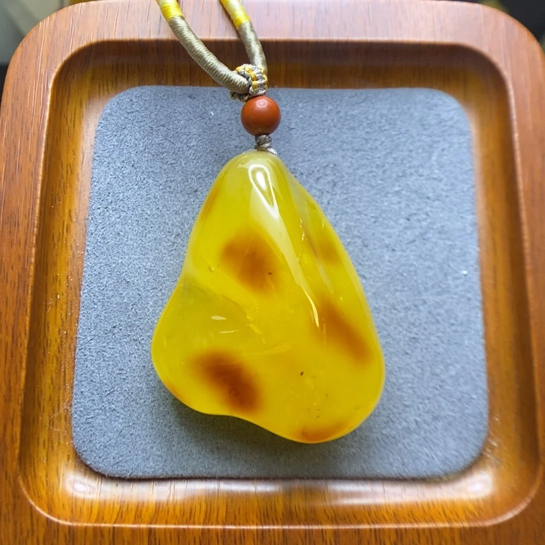 蜜蜡颈饰未镶嵌郎