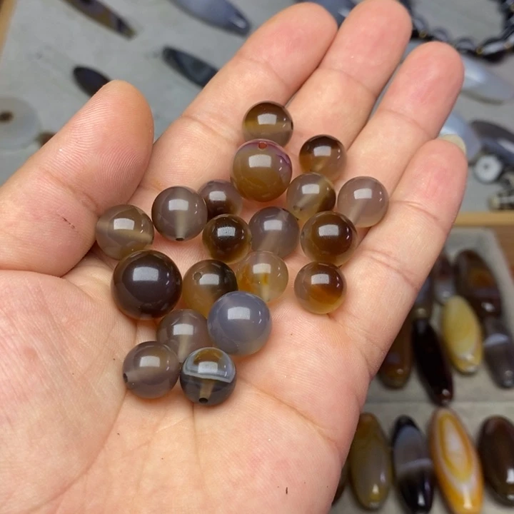 A***r玛瑙/玉髓颈饰未镶嵌