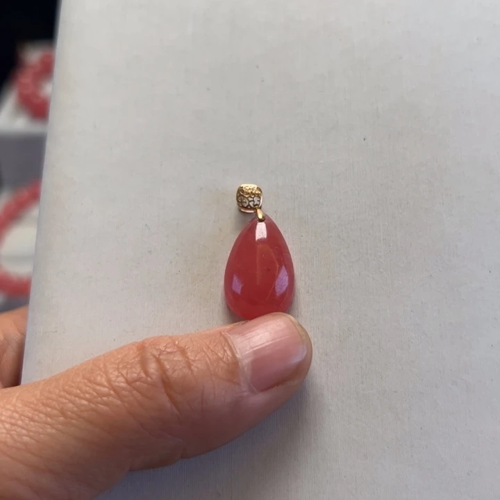菱锰矿（红纹石）吊坠(赠链)18K金镶嵌小****儿