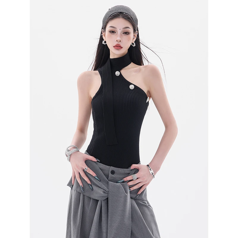 ABWEAR 左岸慢调-原创黑色斜肩背心女夏季新款修身显瘦挂脖上衣