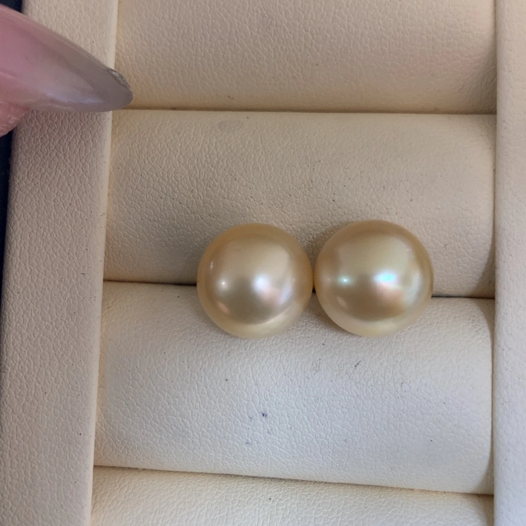 18K金镶嵌耳饰海水珍珠