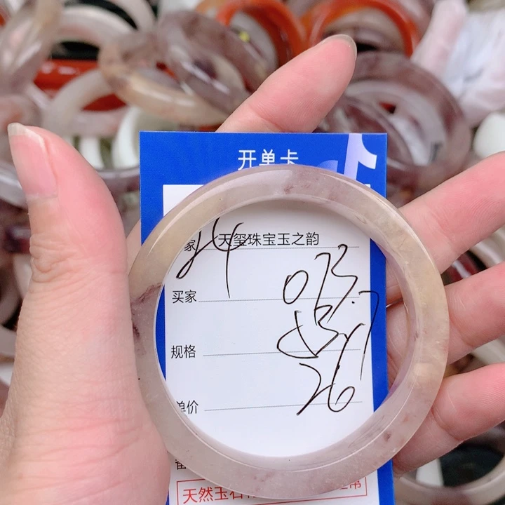 未镶嵌手镯石英岩玉073
