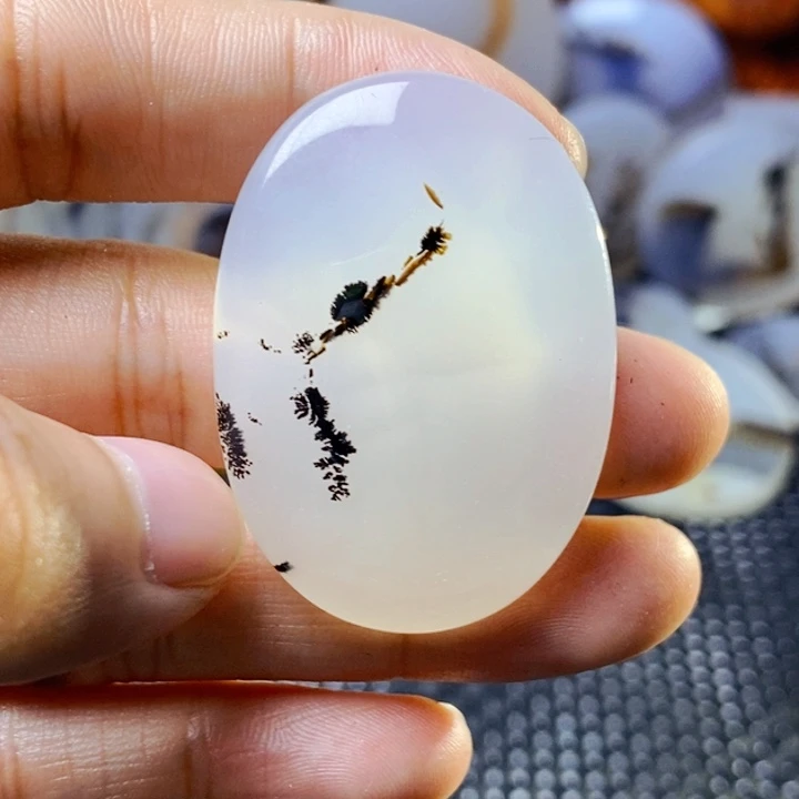 玛瑙/玉髓未镶嵌珠宝半成品