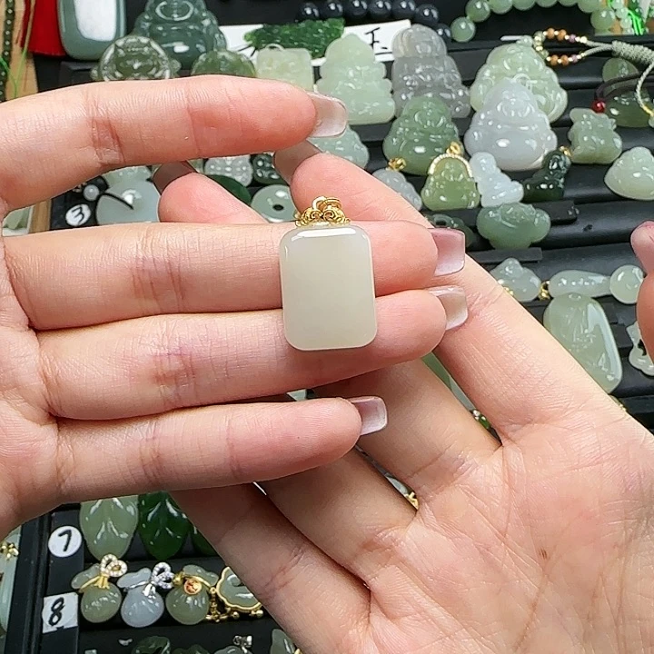 颈饰银S925镶嵌和田玉