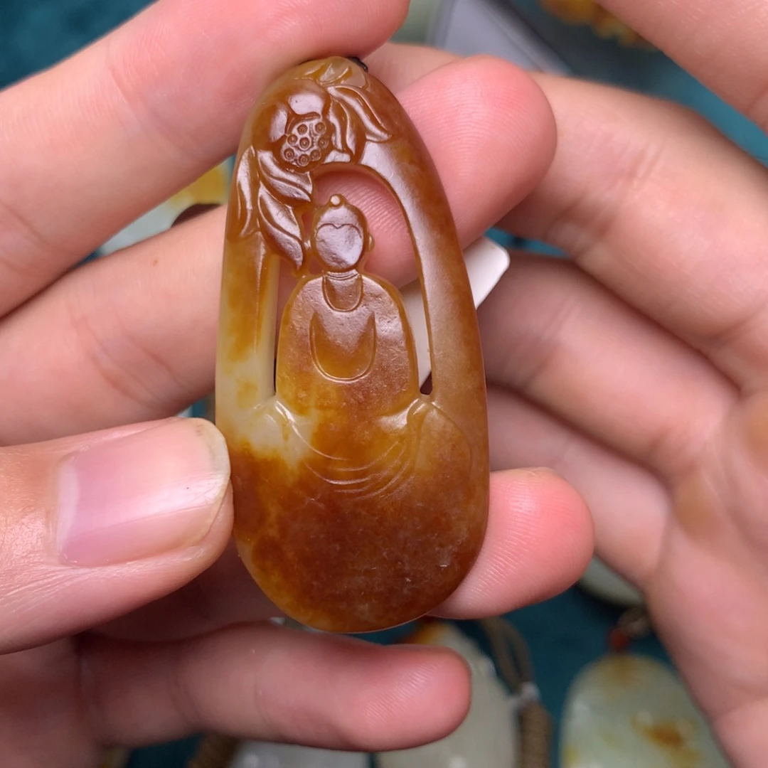颈饰未镶嵌和田玉