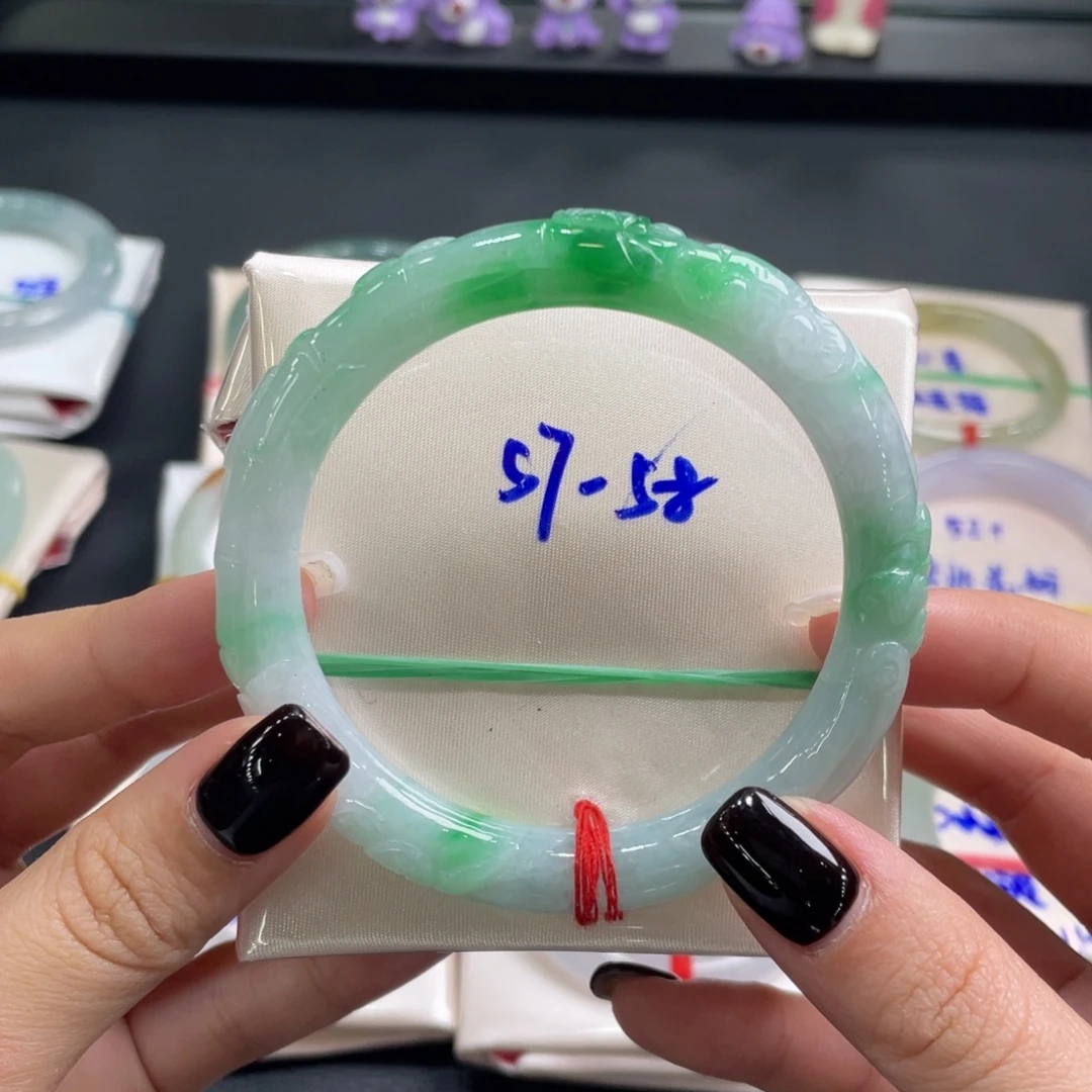 翡翠未镶嵌手镯翡翠手镯