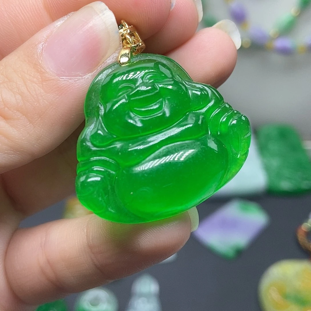 翡翠吊坠(赠链)未镶嵌