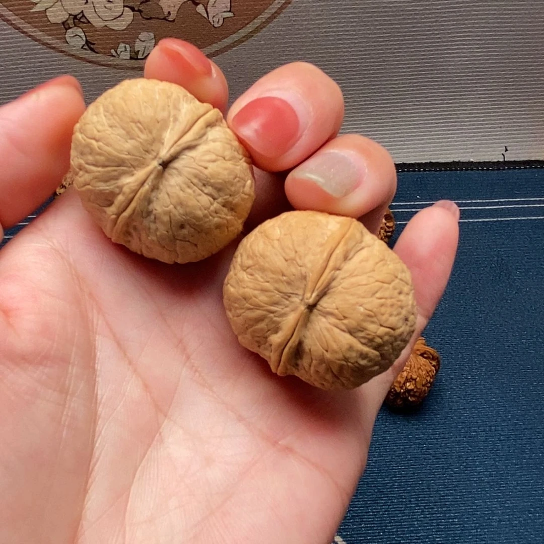 核桃把件88铁元宝尺寸33