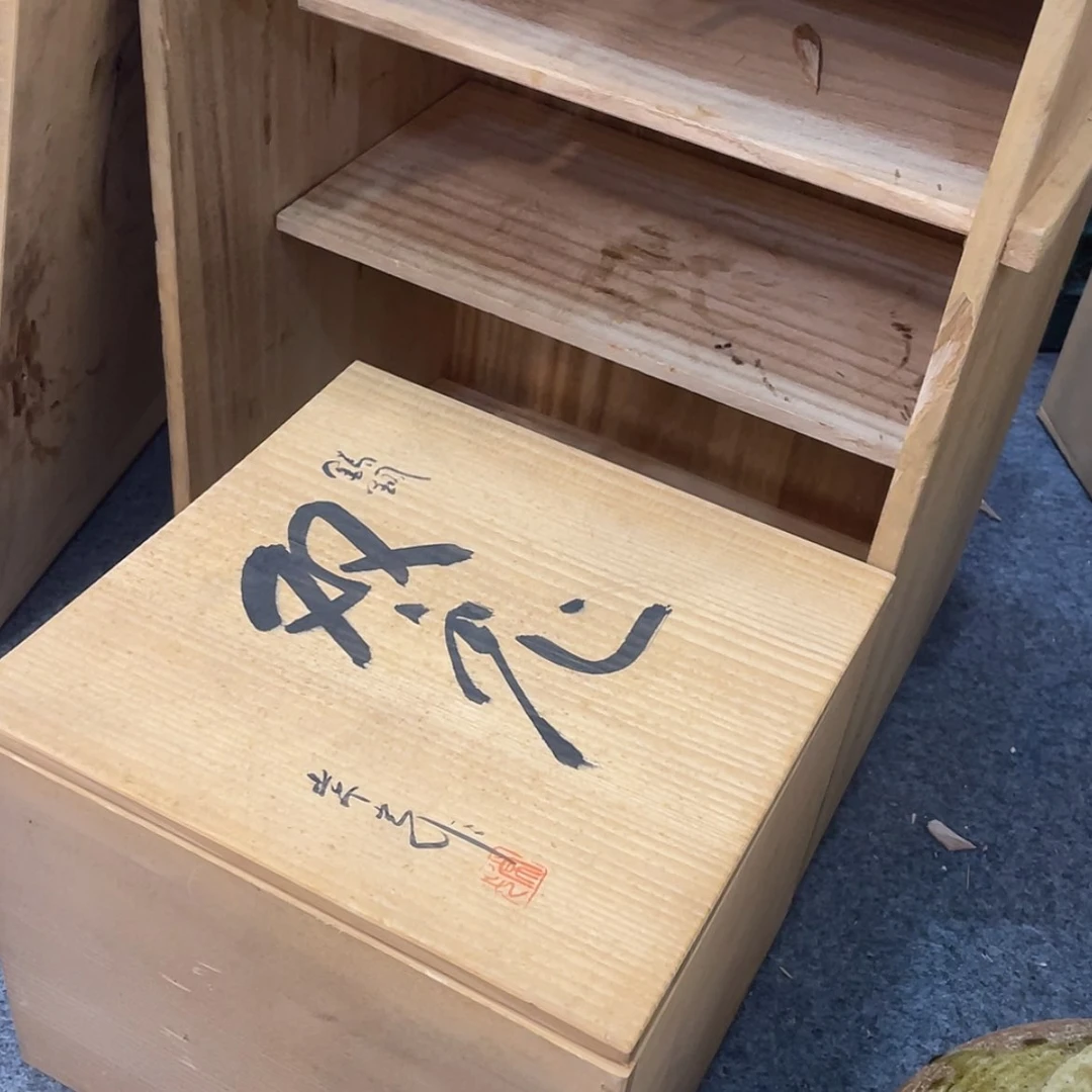 【闪购商品】௹****-微瑕_ 回流物品，不是全新