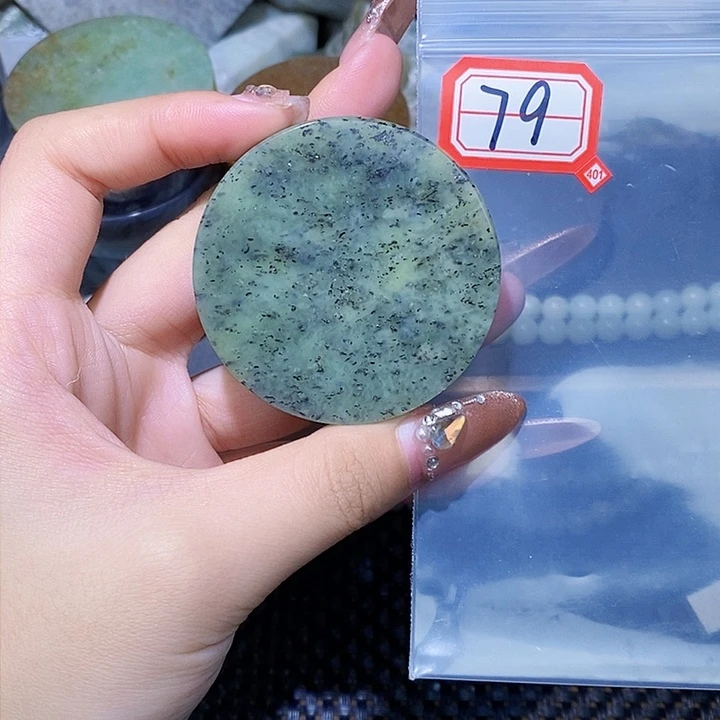 和田玉和田玉边角料随机发未镶嵌