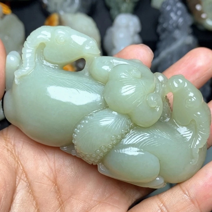 颈饰未镶嵌和田玉