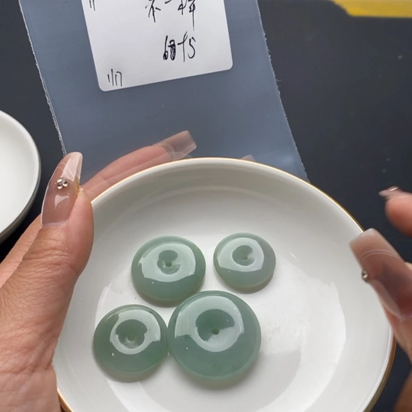 【闪购商品】翡翠颈饰未镶嵌?****?不