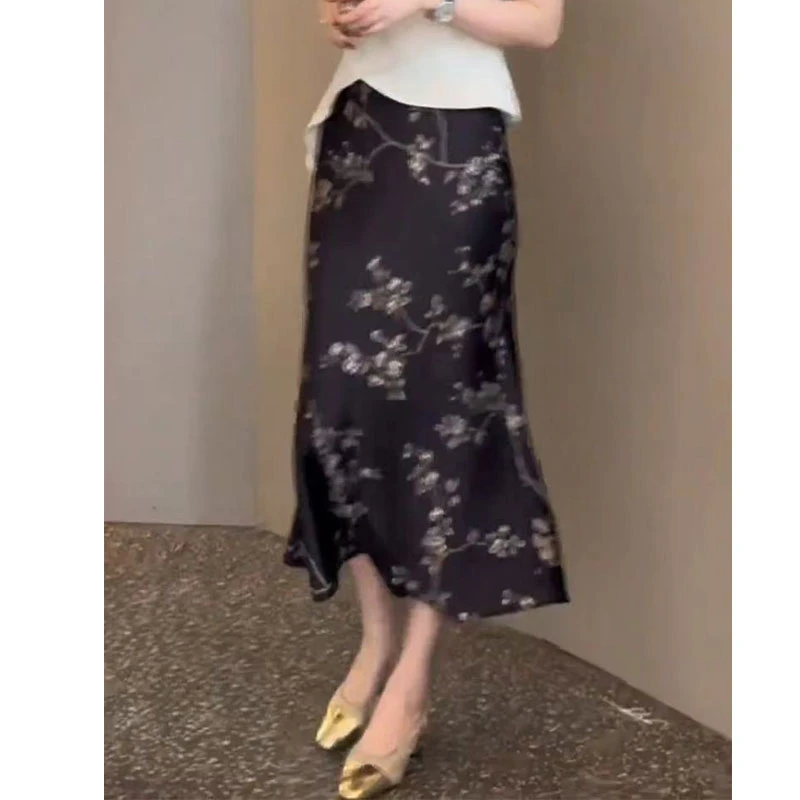 【夏央工厂店】国风印花斜裁优雅缎面中长款高腰显瘦半身裙#6690黑