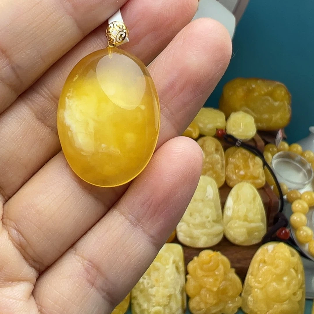 蜜蜡吊坠(不含链)18K金镶嵌
