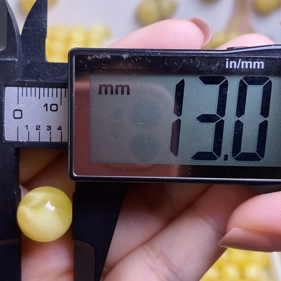 裸石琥珀未镶嵌蜜蜡圆珠