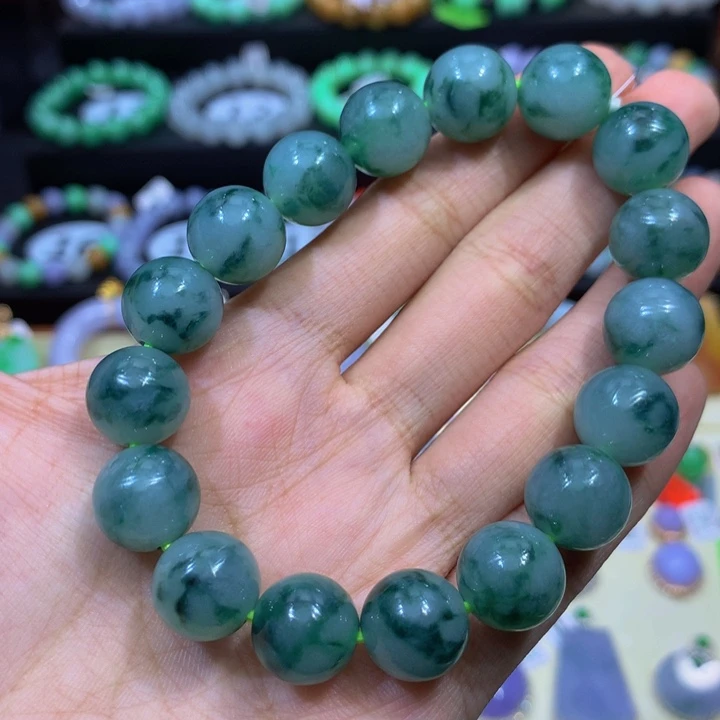 翡翠未镶嵌颈饰翡翠12