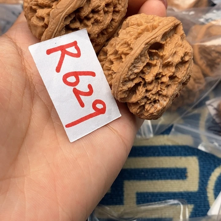 文玩核桃把件将军