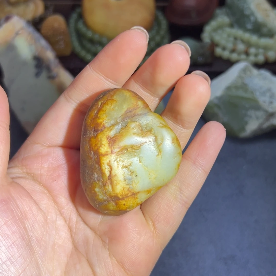 和田玉未镶嵌珠宝奇石