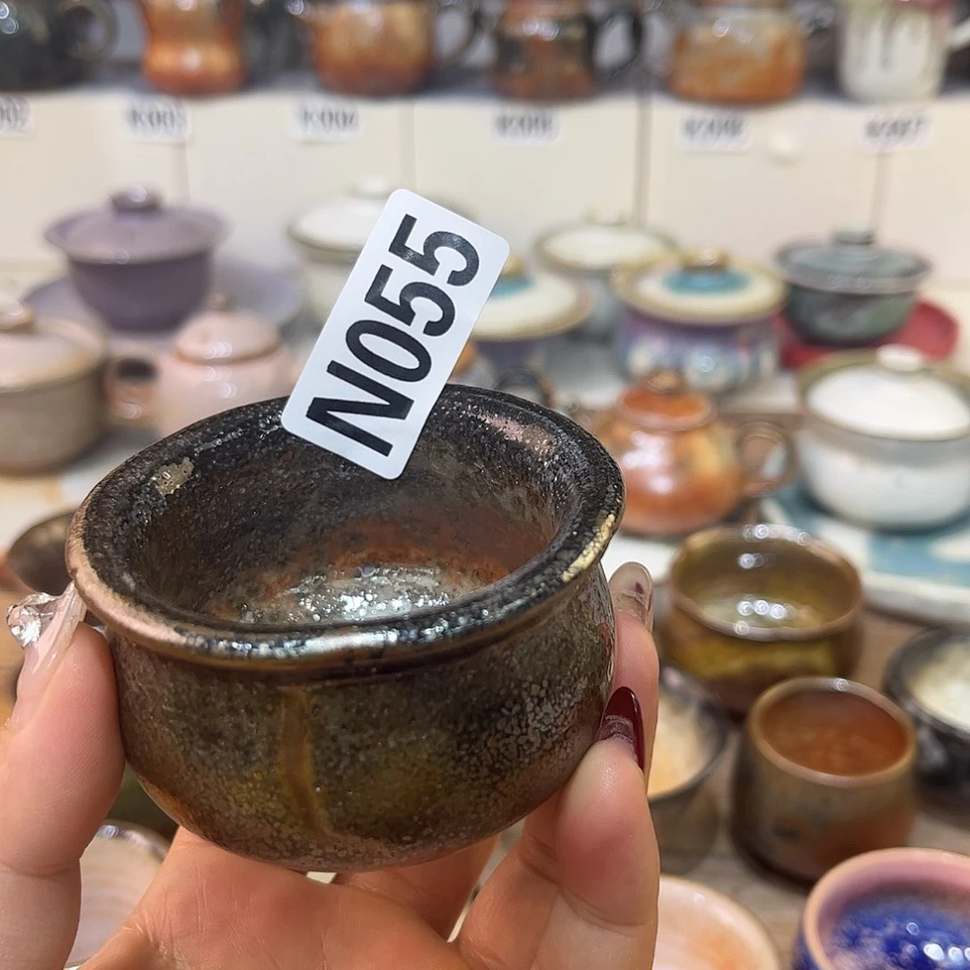 朱泥茶杯黄****?陶瓷艺术