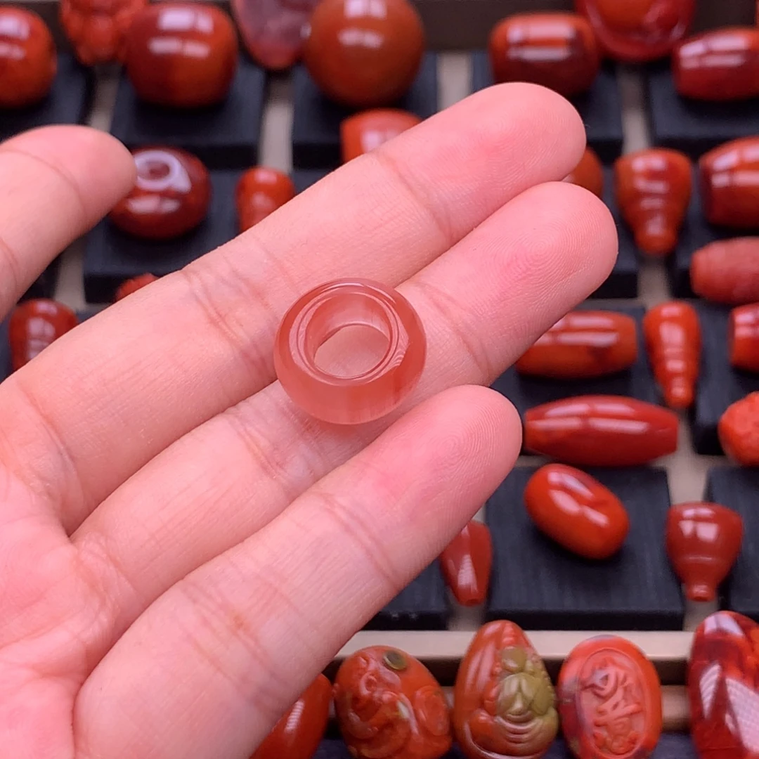 南红玛瑙未镶嵌冰飘跑环8.2mm