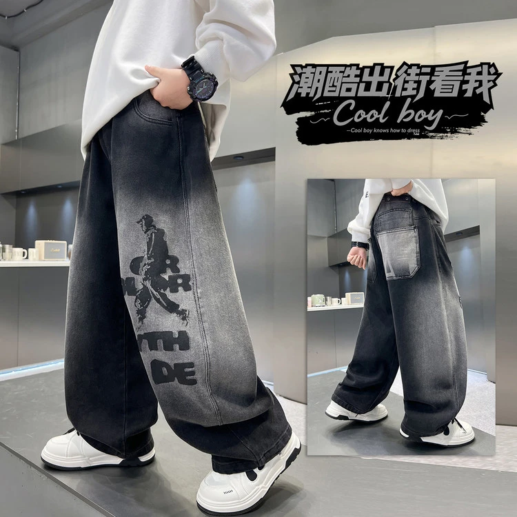 【秋款上新】男童牛仔裤中大童渐变卡通痞帅宽松儿童休闲长裤子洋气