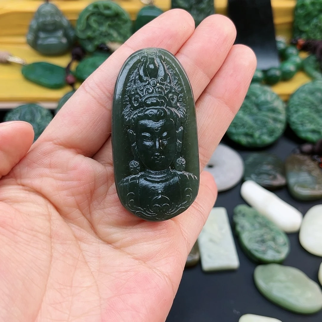 和田玉未镶嵌颈饰