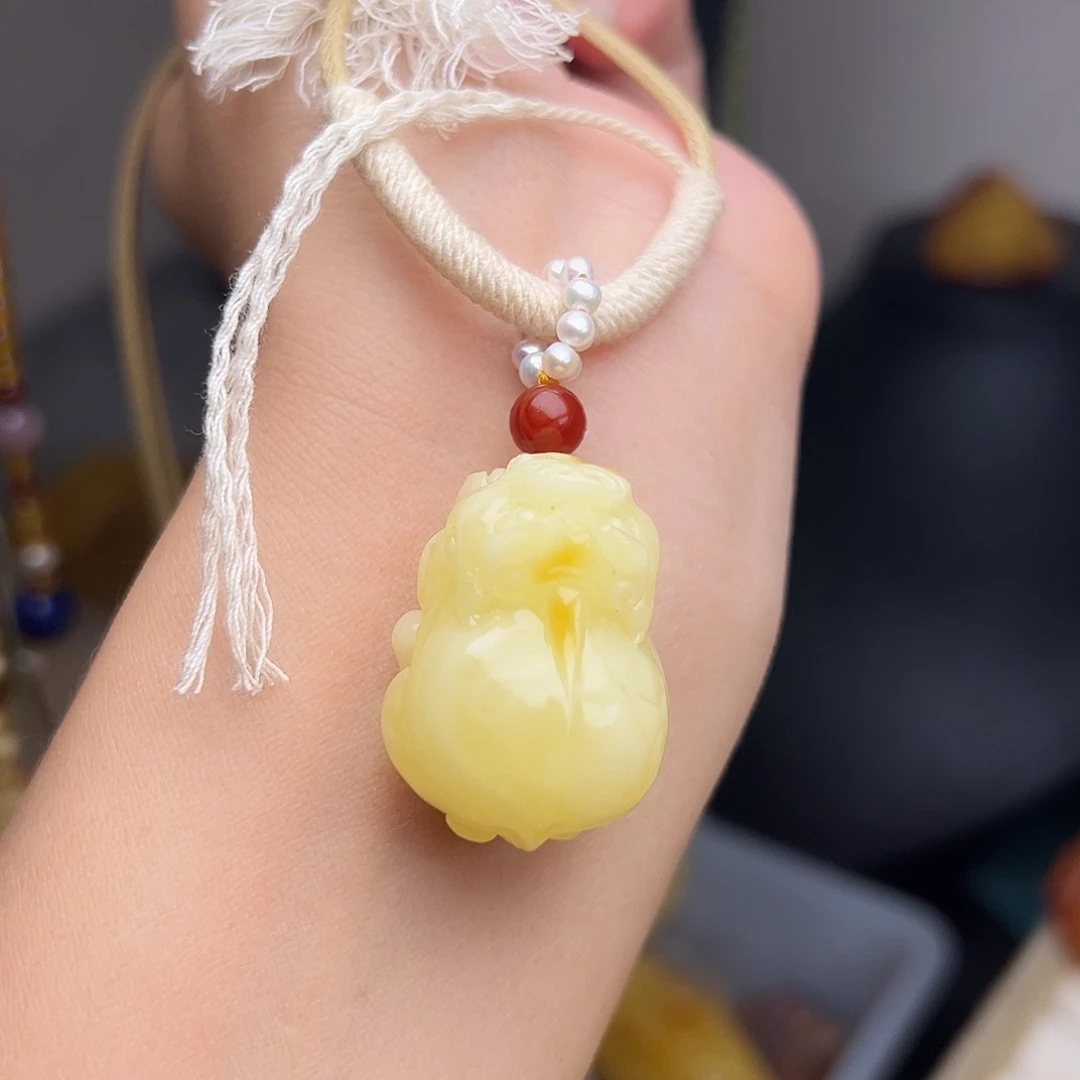蜜蜡未镶嵌颈饰白蜡小皮休