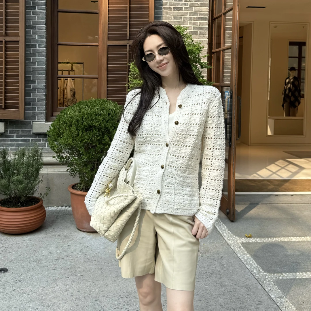 王嬛嬛MsLime25年新款【白序】绵羊毛简约镂空毛织外套 HD2C0523