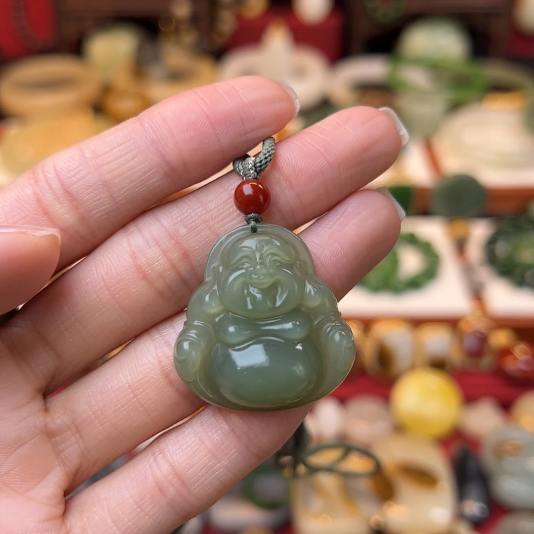 和田玉挂件未镶嵌微瑕