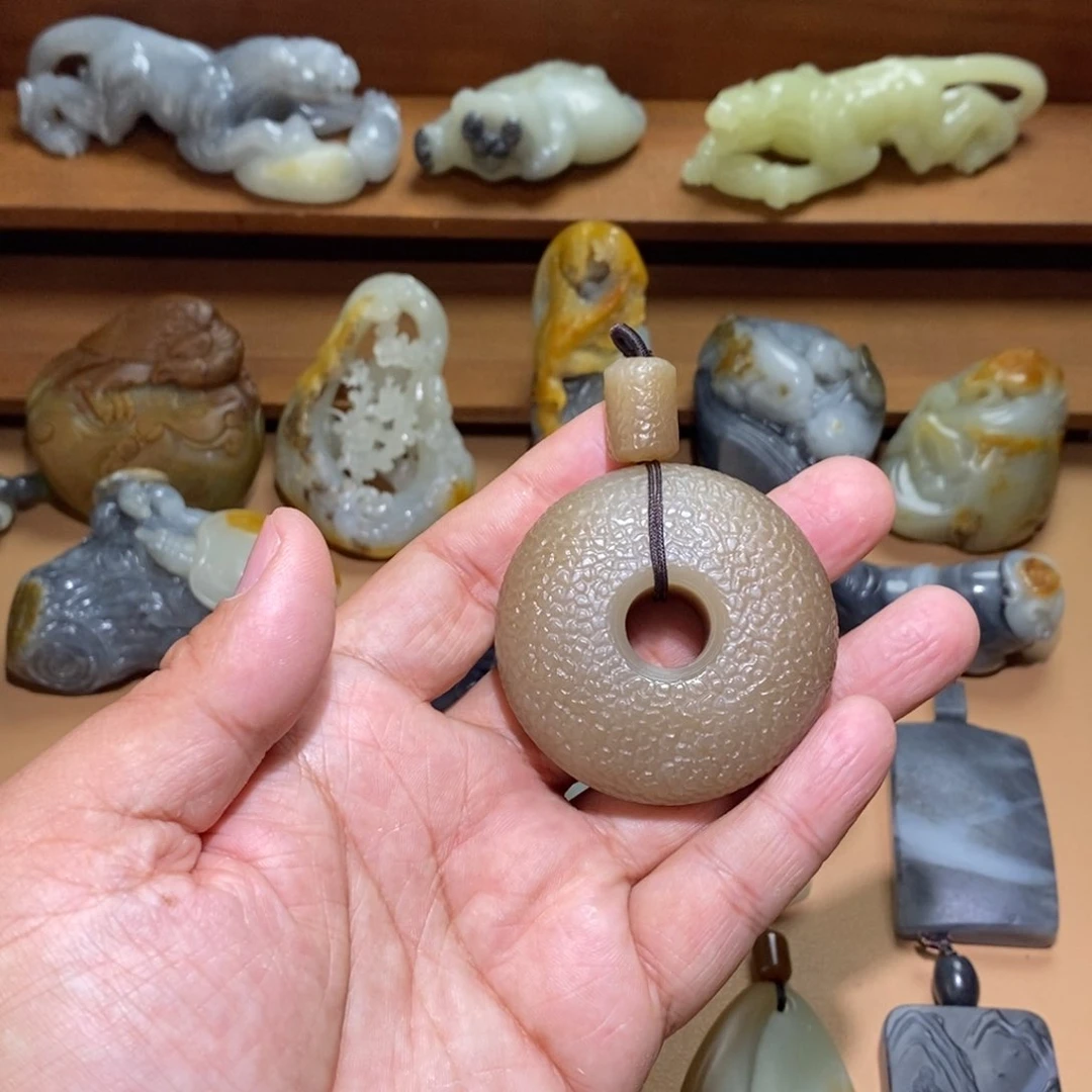 未镶嵌和田玉把件