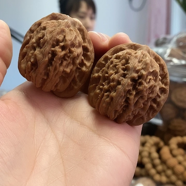 文玩核桃把件41.5红皮四座楼