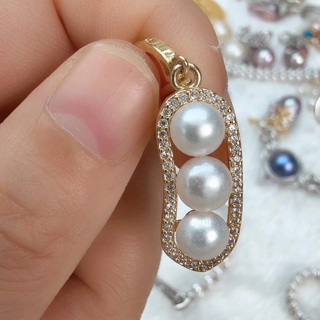 未镶嵌颈饰拼合珍珠（马贝珠）