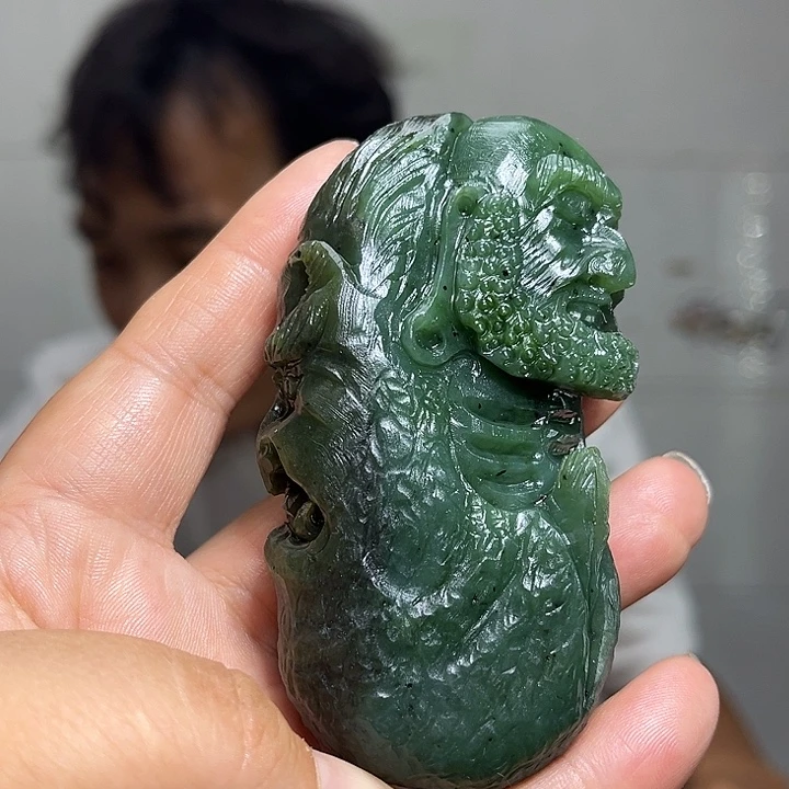 未镶嵌和田玉摆件