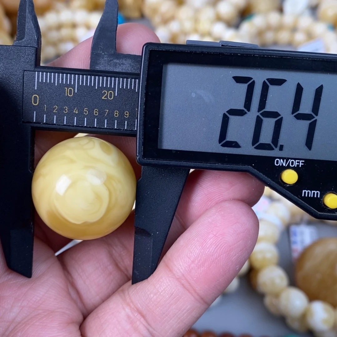 蜜蜡未镶嵌珠宝奇石10.4g