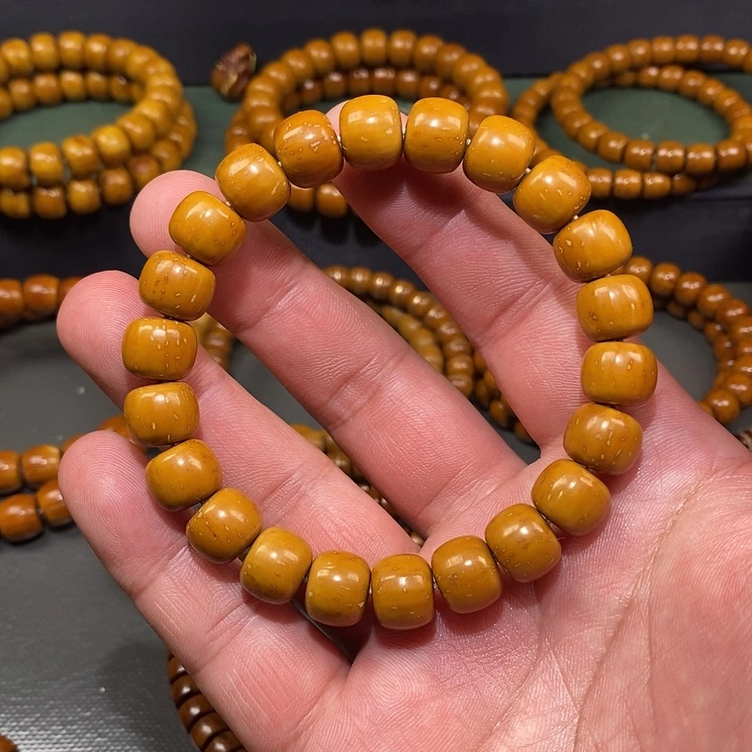 菩提九*实心鼠黄金甲手串11