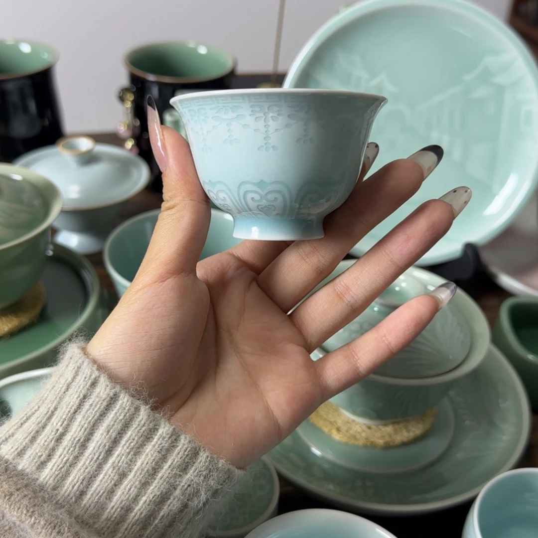 龙泉青瓷粉青主人杯