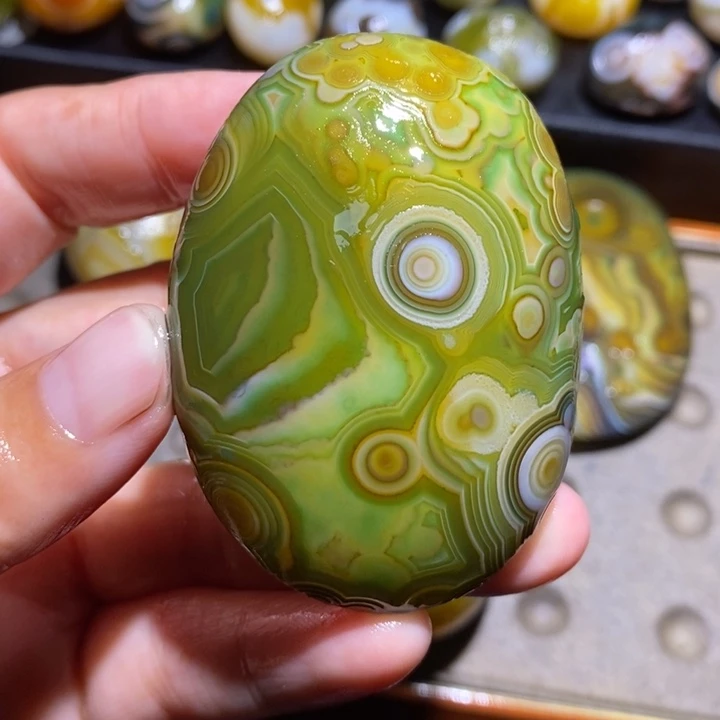 未镶嵌玛瑙/玉髓珠宝半成品152