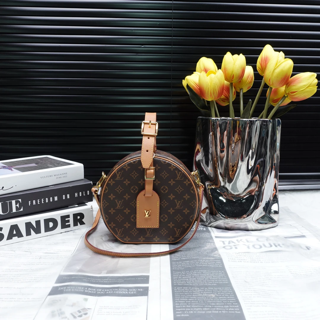 95新 LouisVuitton/路易威登 单肩包/T10287633