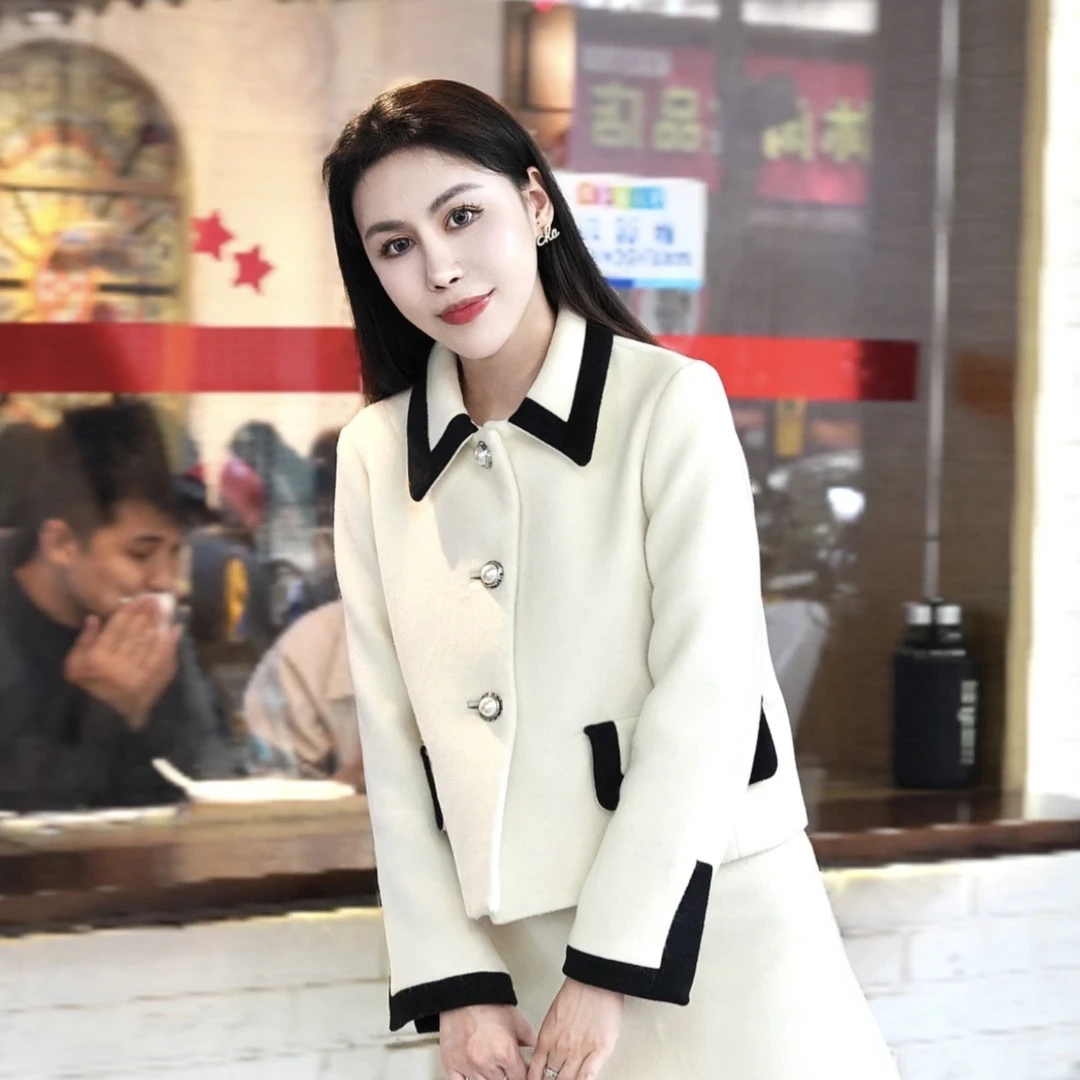 99新 MIU MIU/缪缪 ss137 米白色珍珠纽扣小香风外套 38码 绵羊毛