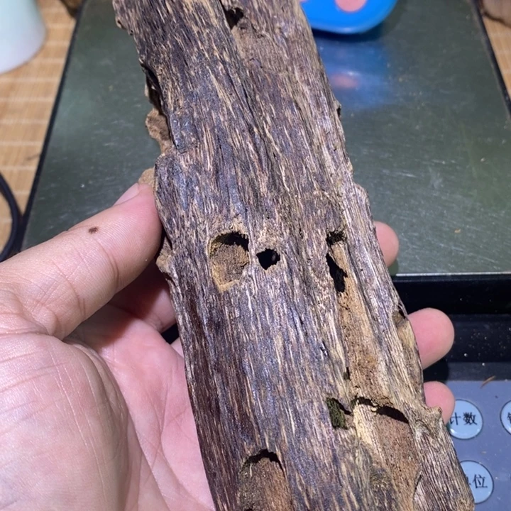 始***有沉香碎屑沉香海南
