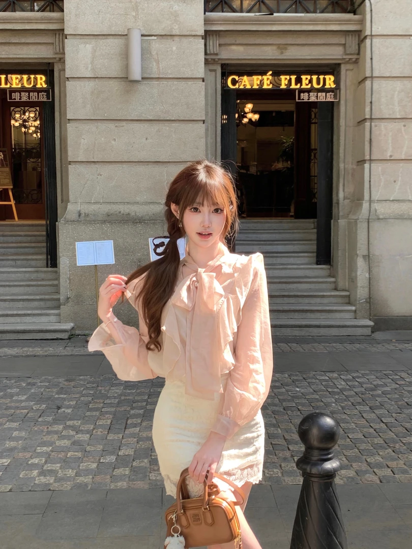 清楚系女友 甜美优雅气质复古衬衫上衣性感纯欲蕾丝拼接包臀短裙